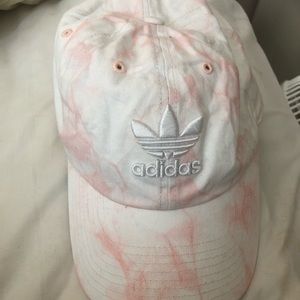 Adidas hat- marble